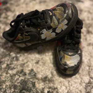 Girls Floral Nike Air Force Ones Sz 10c